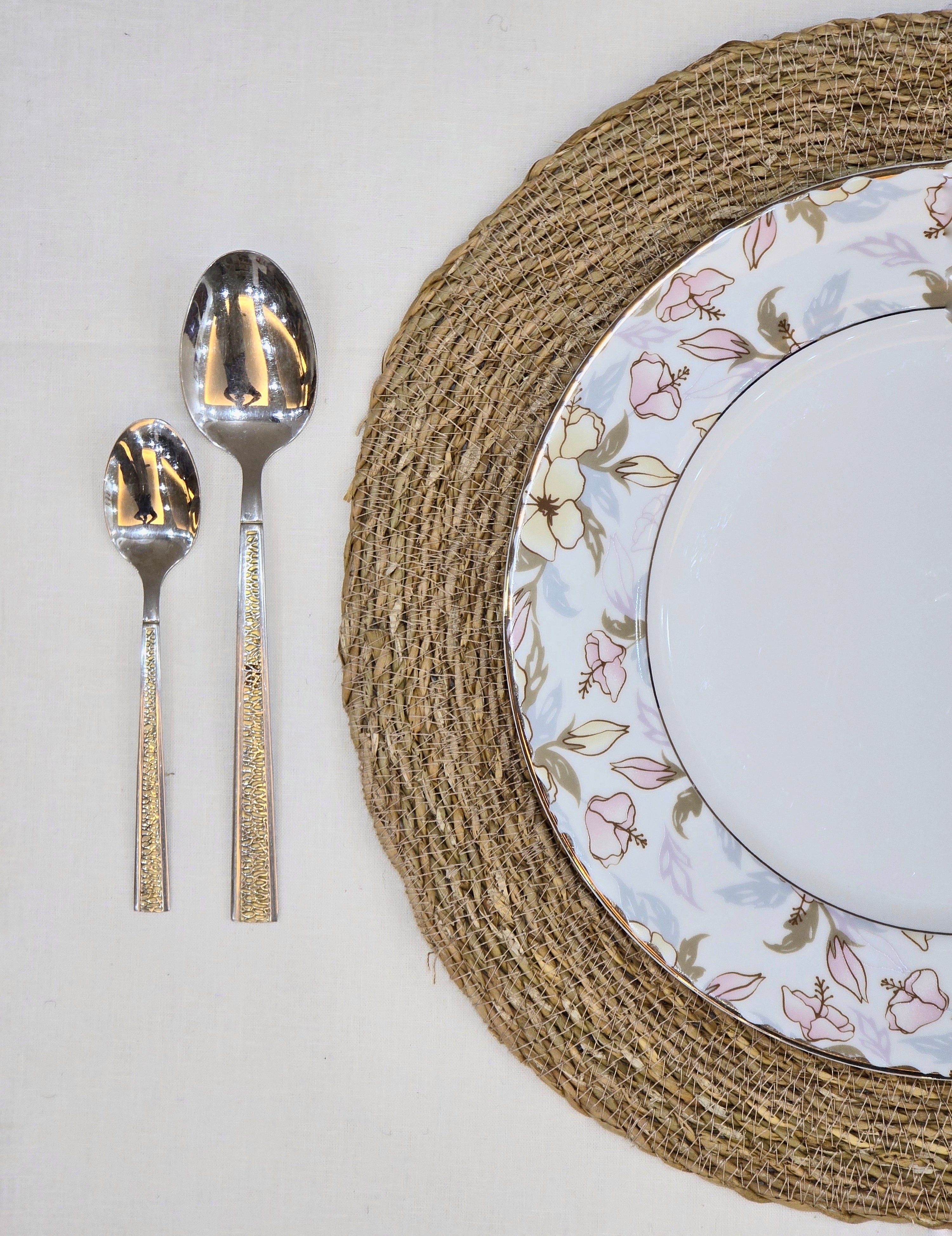 KAF Home Round Seagrass Placemat - 14