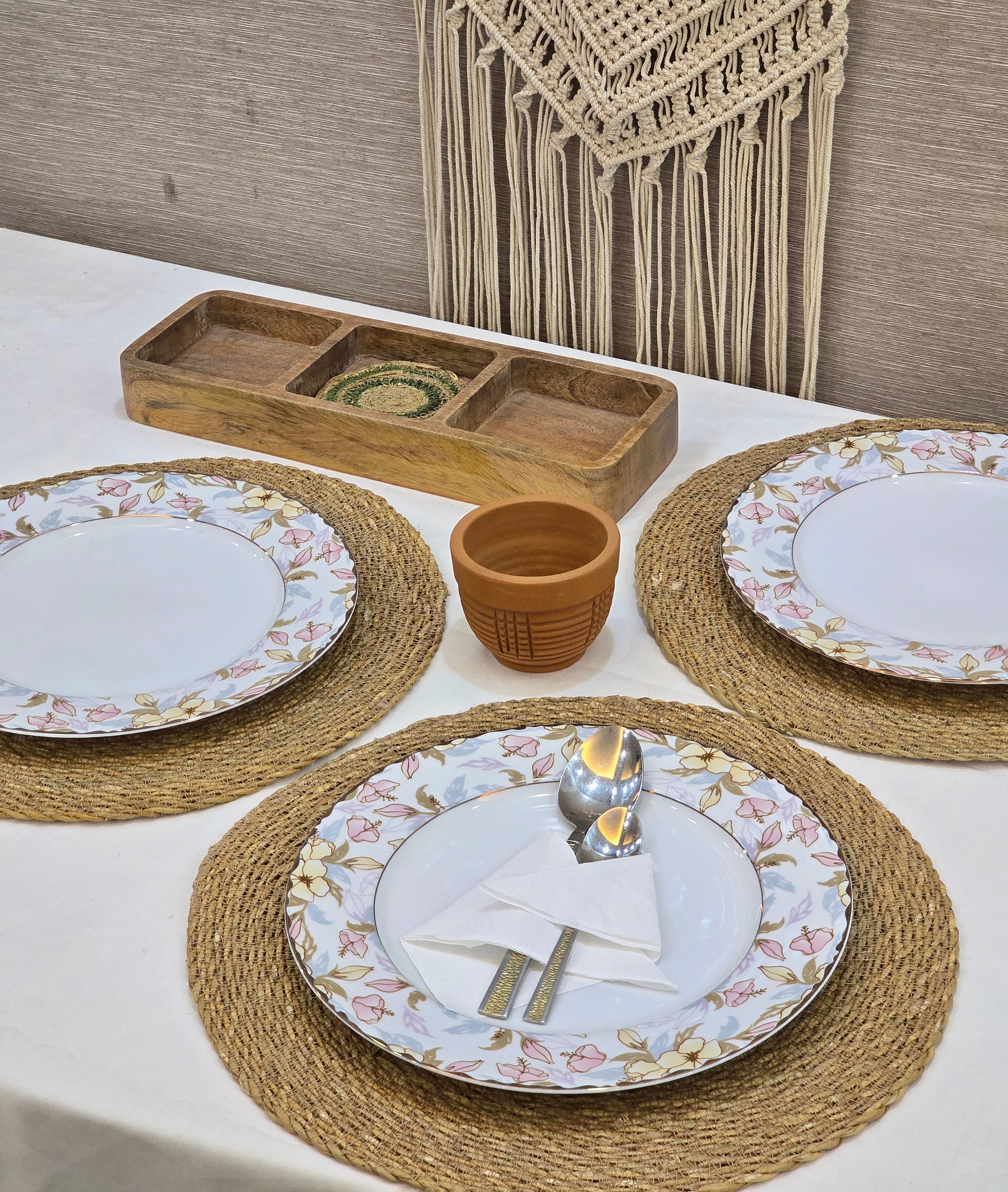 KAF Home Round Seagrass Placemat - 14