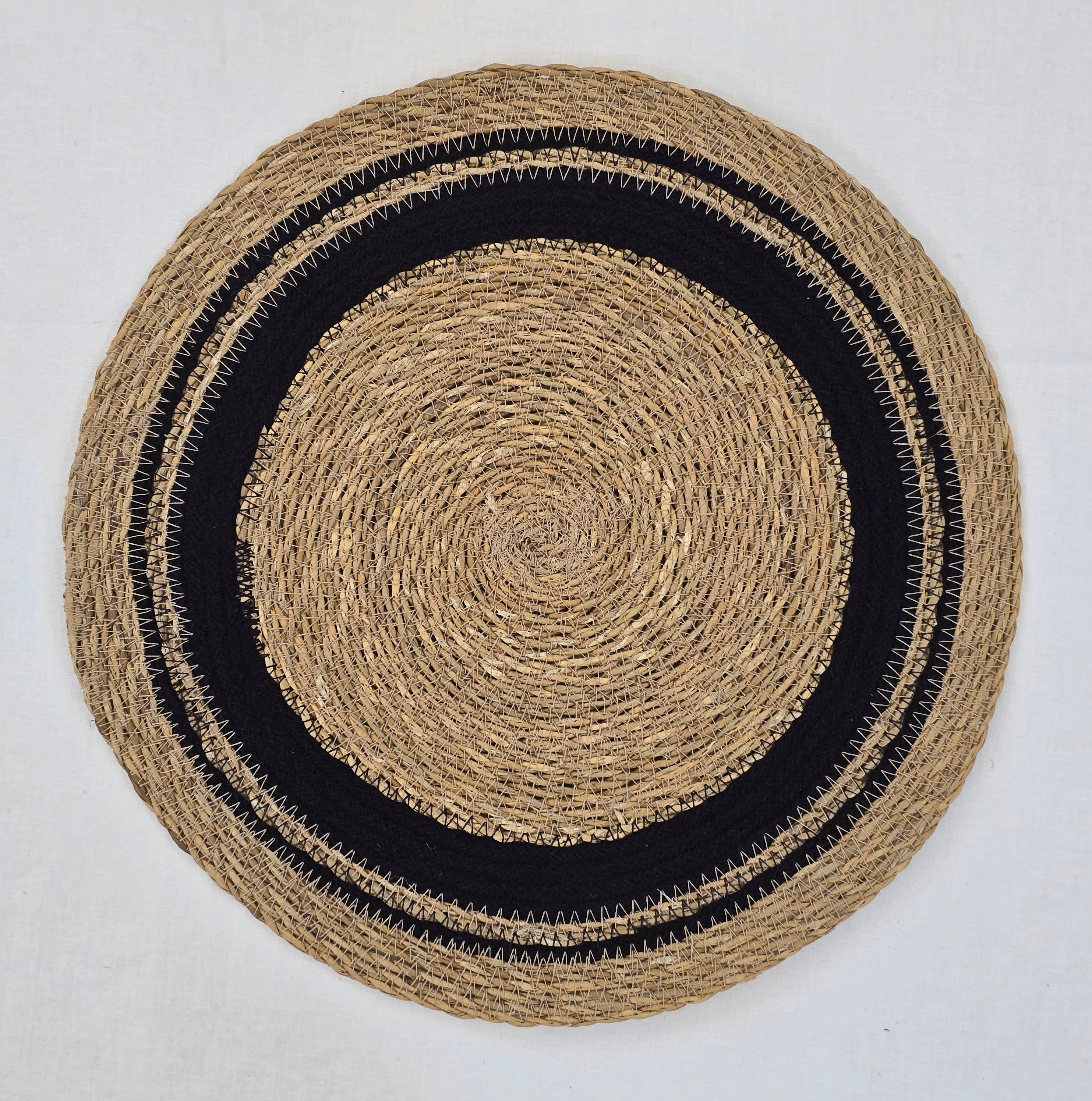 KAF Home Round Seagrass Circle Border Placemat - 14