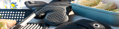 OVEN MITTS & POTHOLDERS