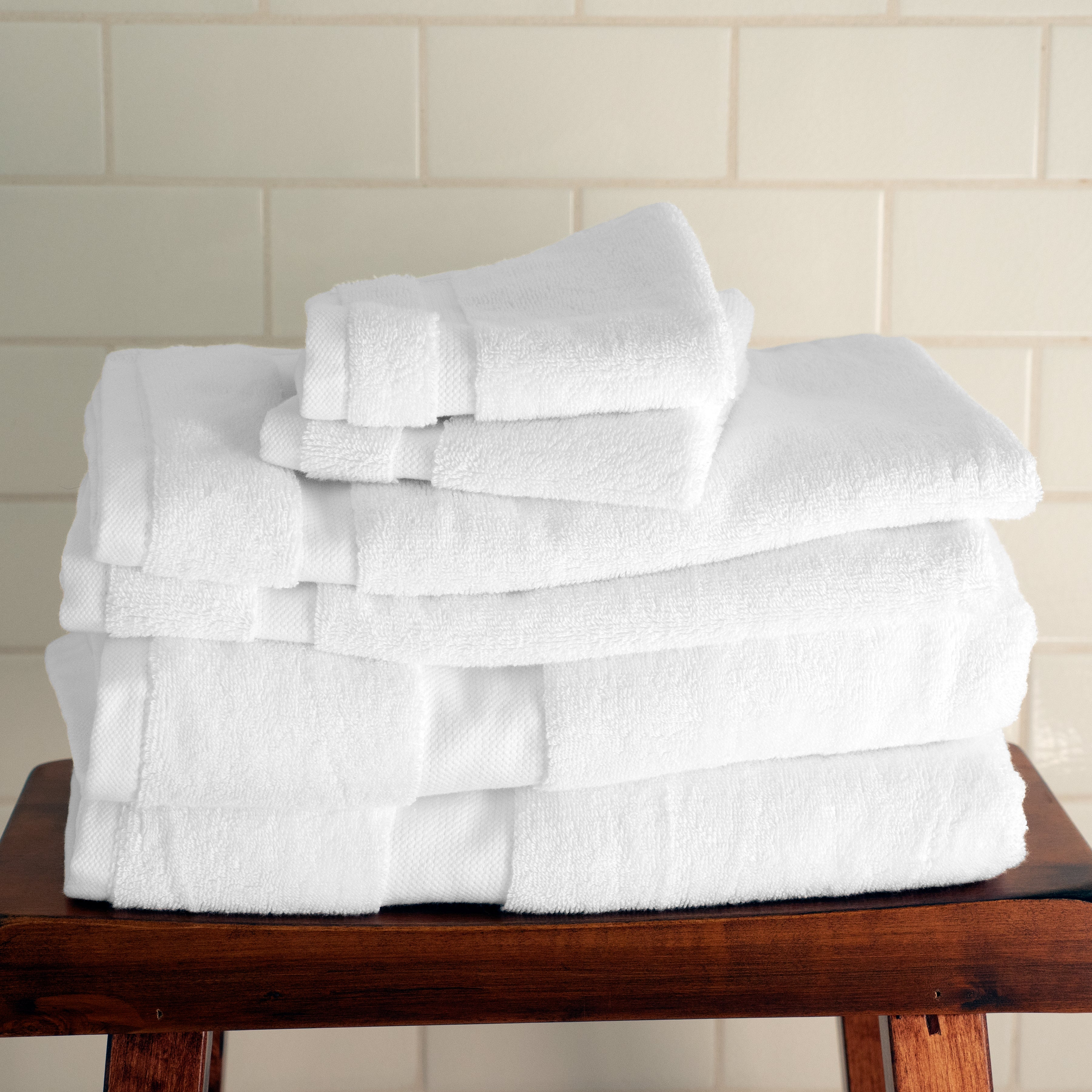 Hotel Vendome Bathroom Towel Set ~ White & Black 6 Pc - NEW